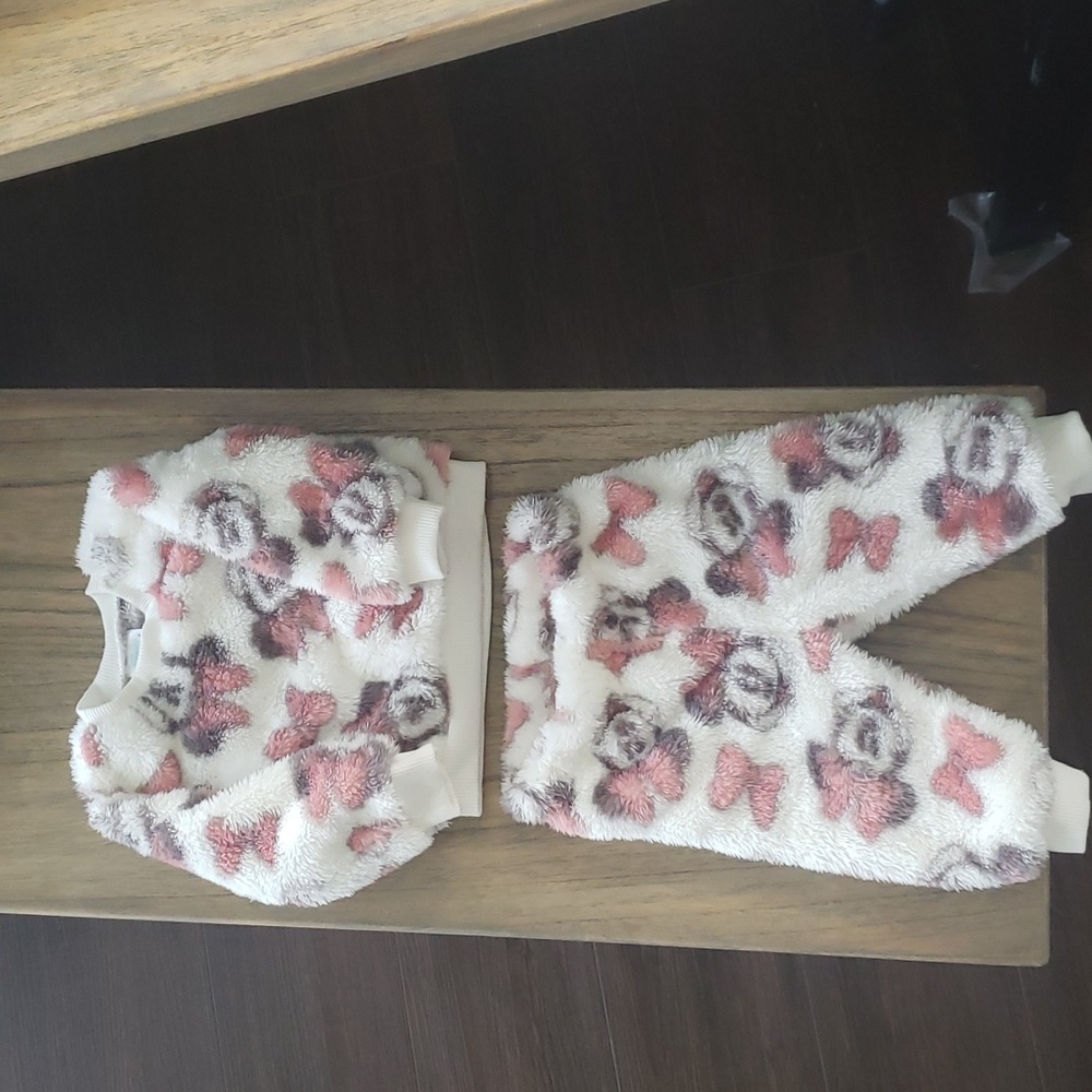 Girls minnie outfit